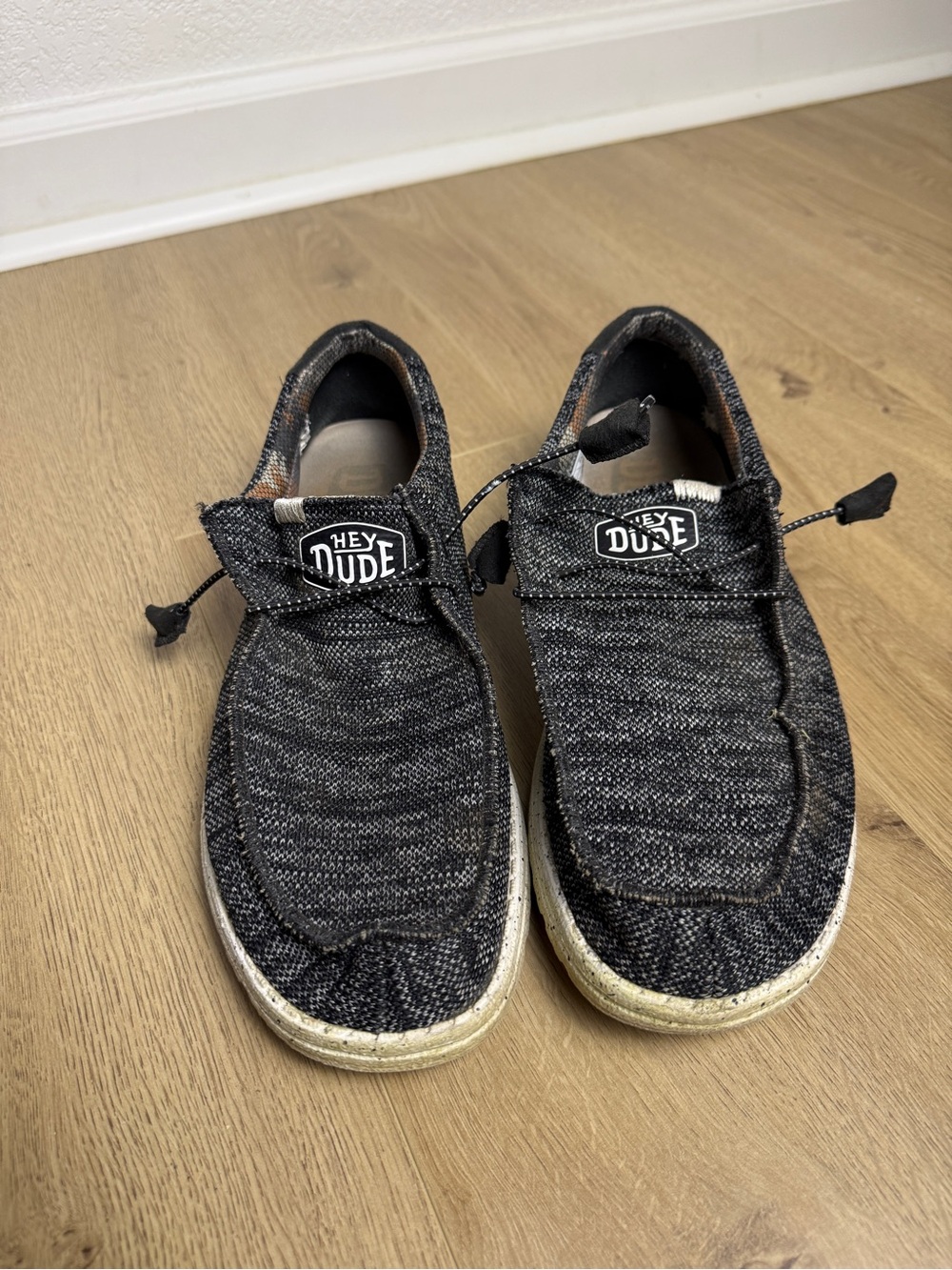Hey Dude Men’s Wally Sox Stitch Knit Shoes in Black White size 12M